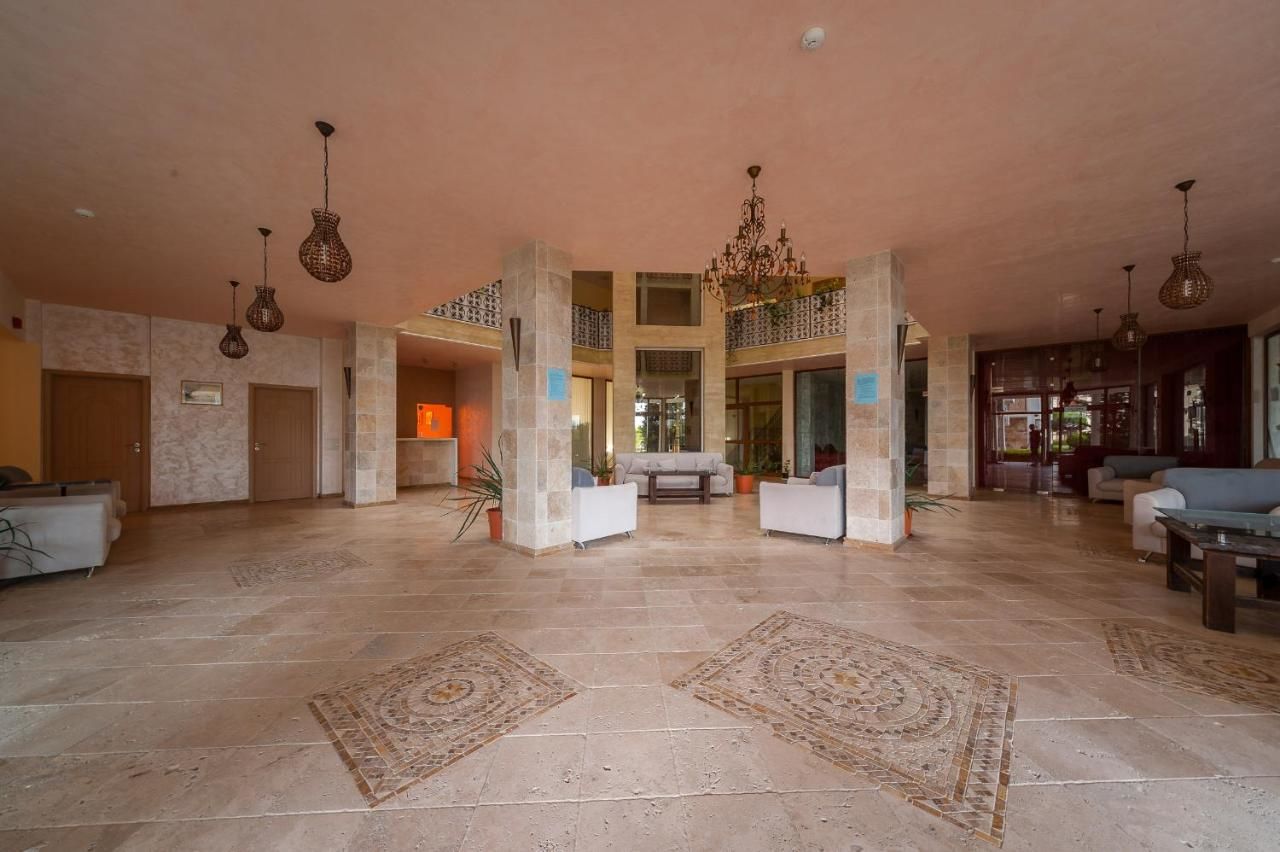 Апарт-отели MAISONETTES in Royal Bay Residence and SPA Свети-Влас