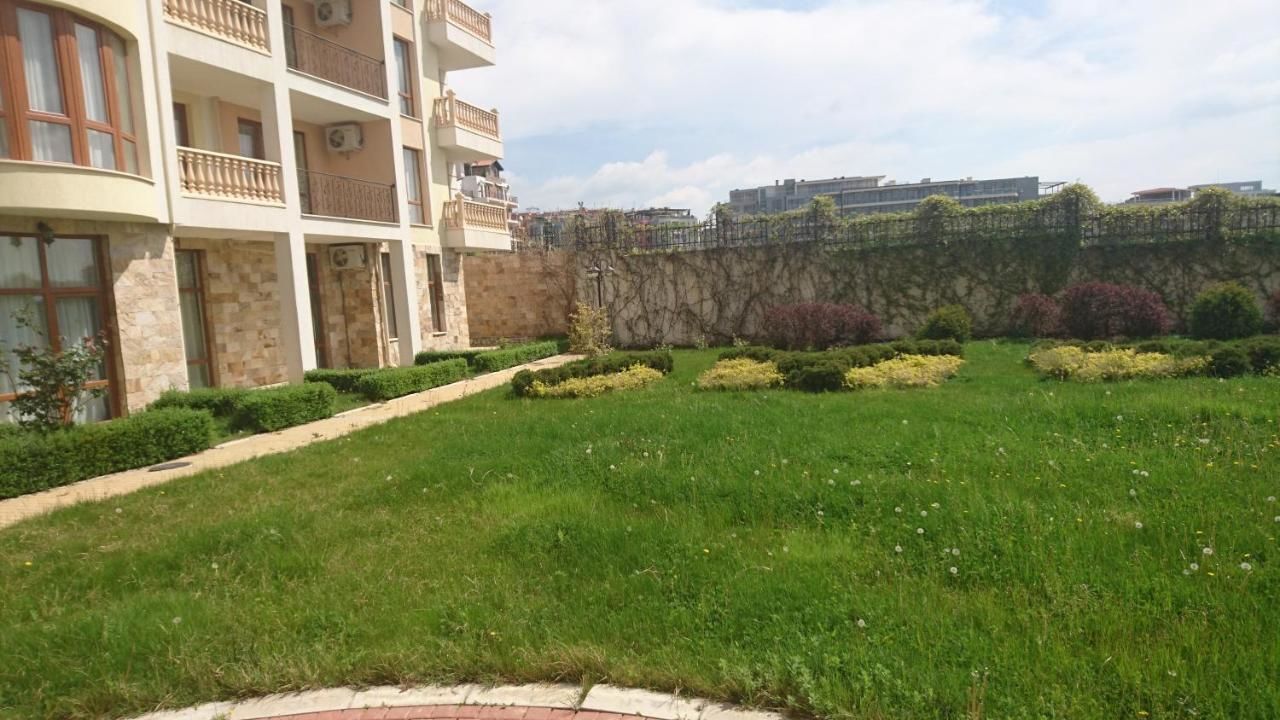 Апарт-отели MAISONETTES in Royal Bay Residence and SPA Свети-Влас