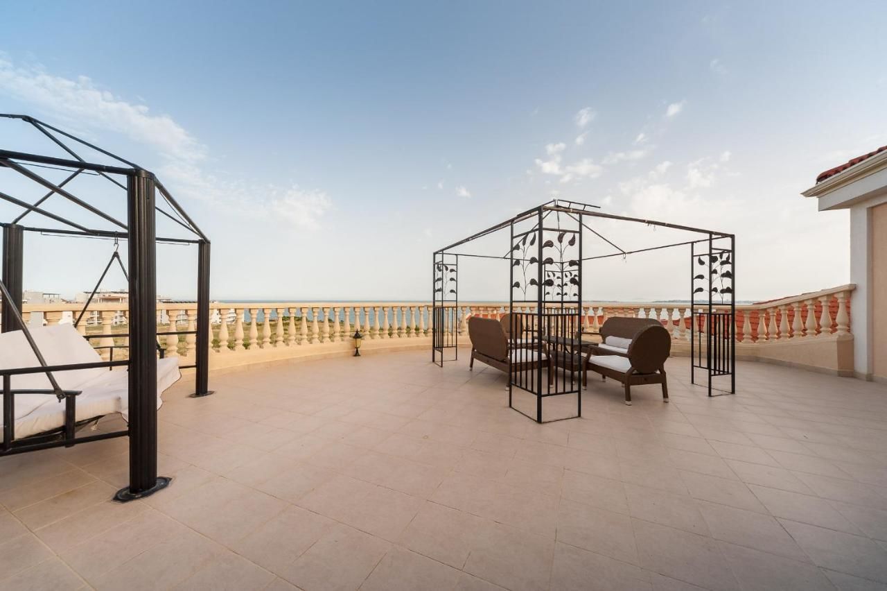 Апарт-отели MAISONETTES in Royal Bay Residence and SPA Свети-Влас