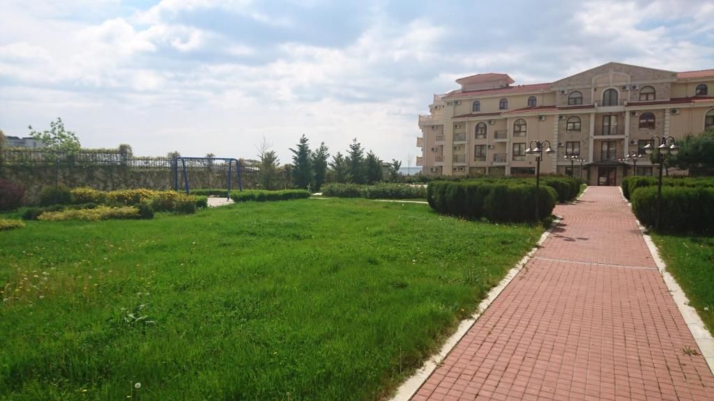 Апарт-отели MAISONETTES in Royal Bay Residence and SPA Свети-Влас