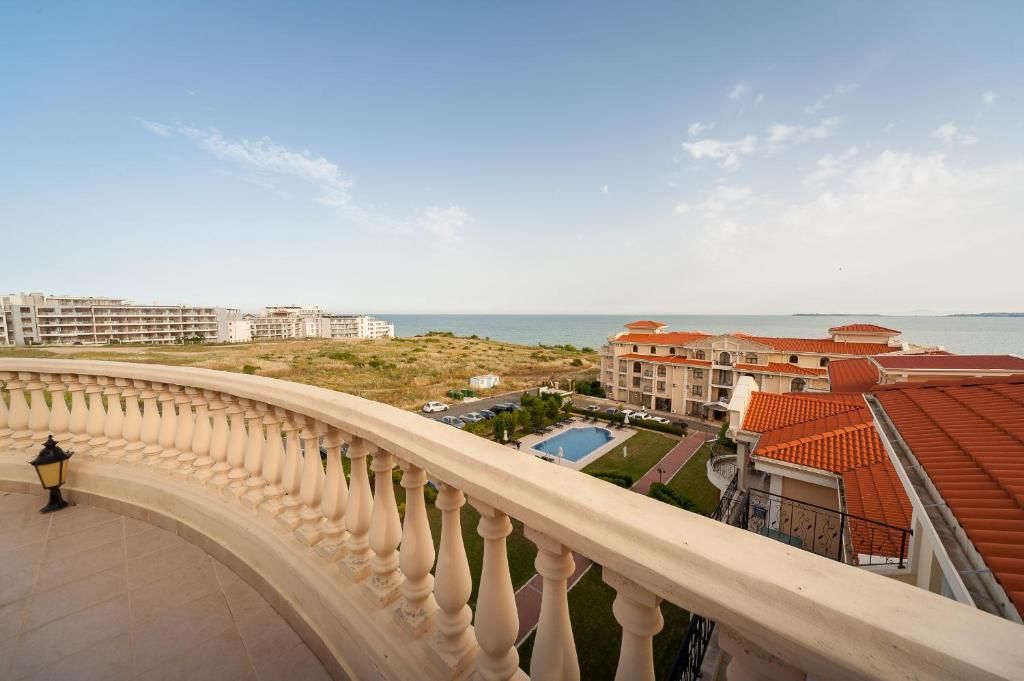 Апарт-отели MAISONETTES in Royal Bay Residence and SPA Свети-Влас