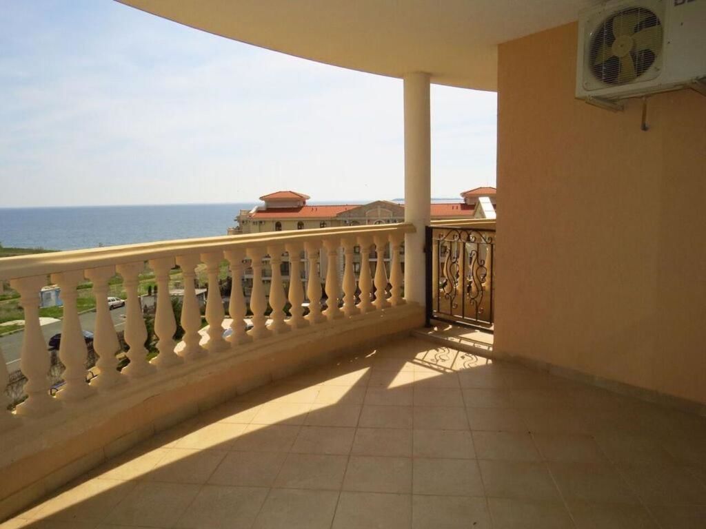 Апарт-отели MAISONETTES in Royal Bay Residence and SPA Свети-Влас