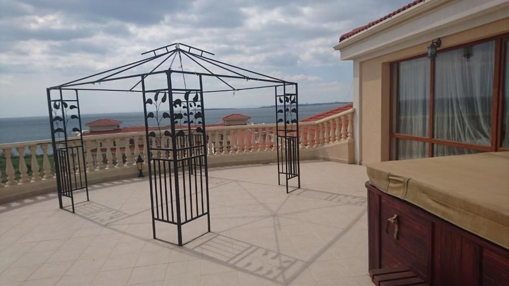 Апарт-отели MAISONETTES in Royal Bay Residence and SPA Свети-Влас